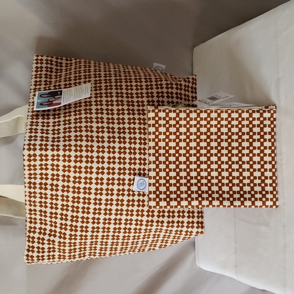 NEW Dance Happy Limited Edition Giada Wide Tote and matching cosmetic bag - Picture 8 of 13